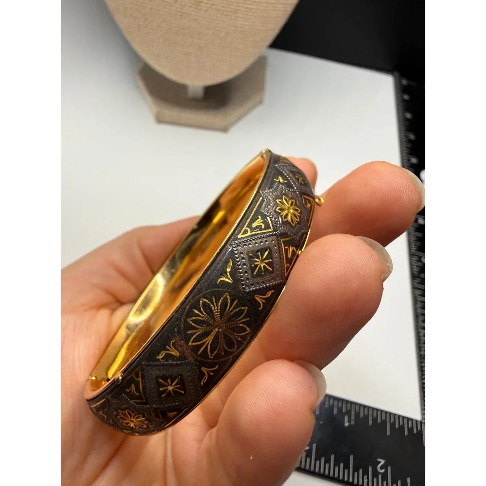 Vintage Damascene Bangle‎ Bracelet Gold Silver Tone Floral Geometric Hinged 7 In